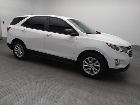 Used 2021 Chevrolet Equinox LS image 11