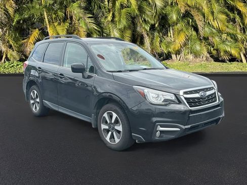 Used 2018 Subaru Forester 2.5i Limited AWD/4WD image 2