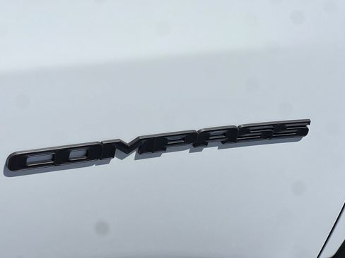 New 2026 Jeep Compass Latitude AWD/4WD image 8