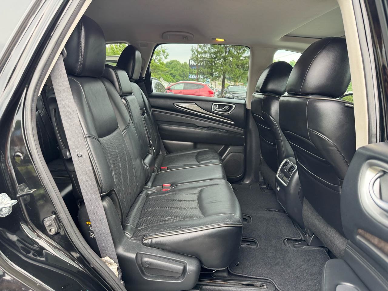 Used 2014 INFINITI QX60 Luxe w/ Premium Plus Package AWD/4WD image 17