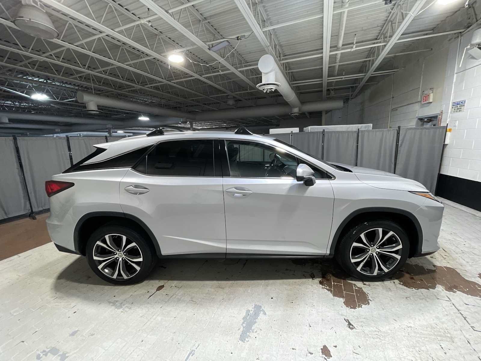 Used 2017 Lexus RX 350 AWD w/ Premium Package image 27