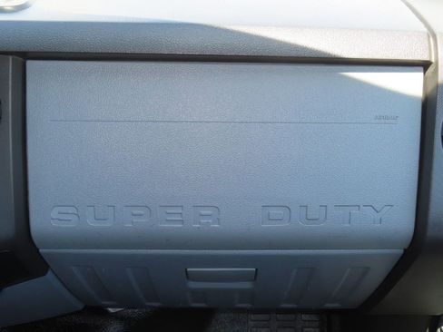 Used 2015 Ford F250 XL RWD image 22