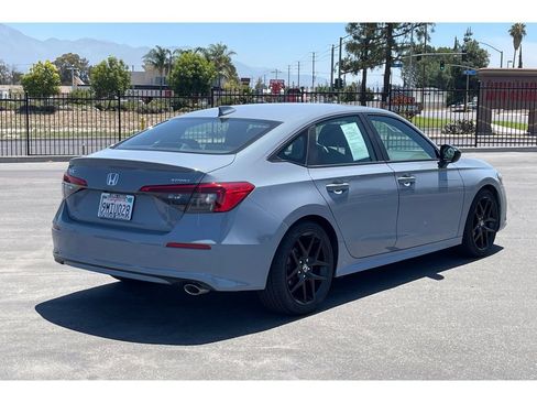 Used 2024 Honda Civic Sport image 6