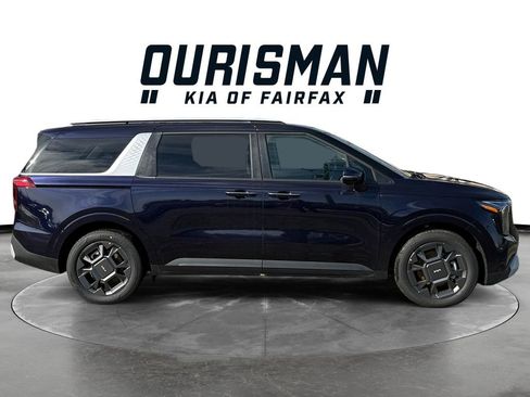 New 2026 Kia Carnival EX FWD image 7