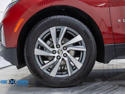 Used 2024 Chevrolet Equinox LT image 41