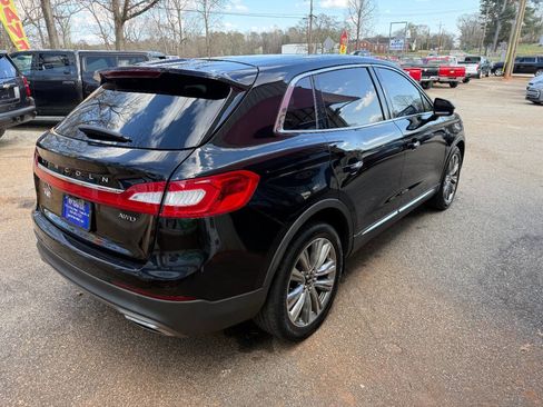 Used 2016 Lincoln MKX Reserve w/ Climate Package image 4