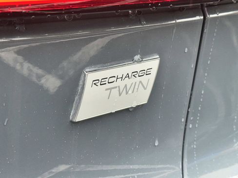 Certified 2023 Volvo C40 P8 Recharge Ultimate image 28