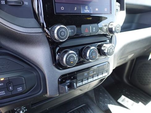 New 2025 RAM 3500 Tradesman AWD/4WD image 21