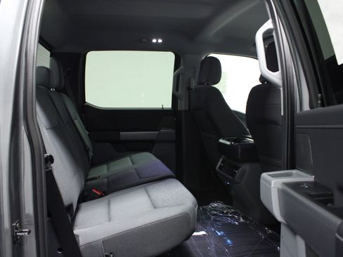 New 2026 Ford F150 XLT w/ Equipment Group 302A MID AWD/4WD image 15