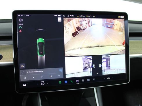Used 2020 Tesla Model Y Long Range image 19