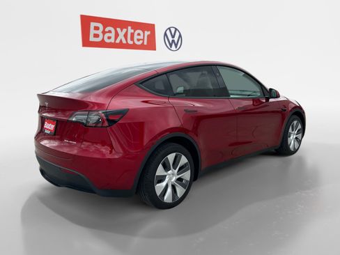 Used 2024 Tesla Model Y Long Range AWD/4WD image 15