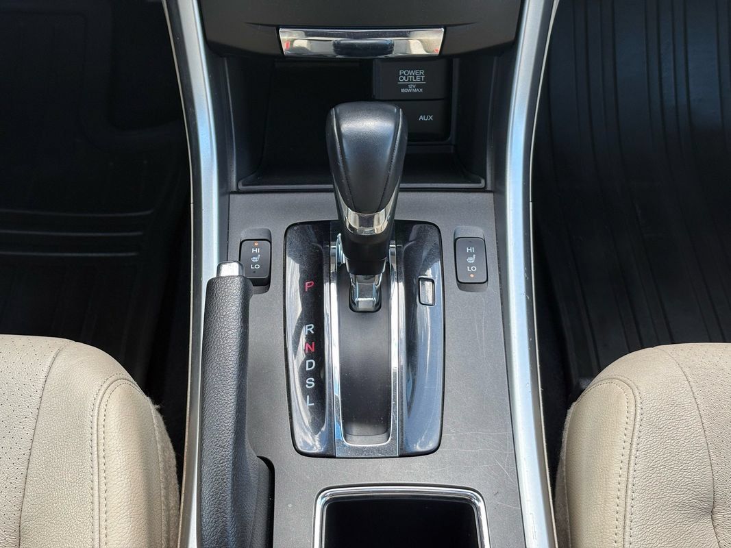 Used 2015 Honda Accord EX-L image 16