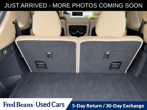 Used 2023 Acura MDX SH-AWD w/ Advance Package image 14
