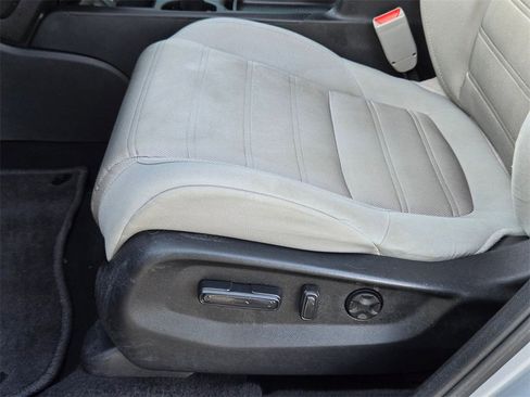 Used 2018 Honda CR-V EX image 13