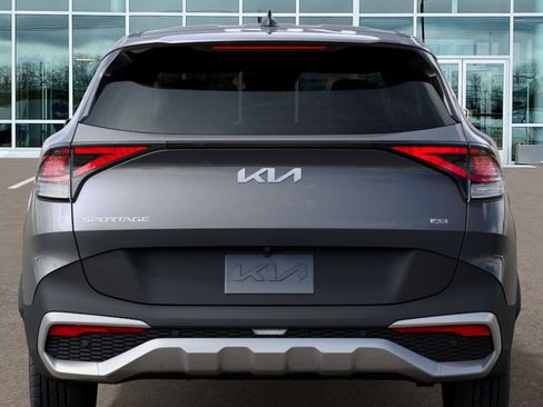 New 2025 Kia Sportage LX image 14