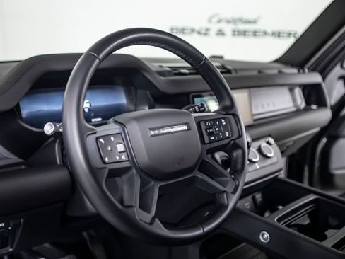 Used 2024 Land Rover Defender 110 X-Dynamic SE AWD/4WD image 21