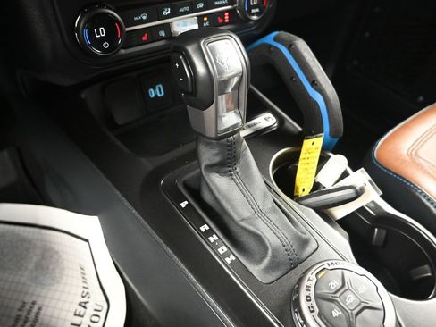 Used 2021 Ford Bronco Outer Banks image 23