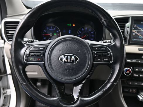 Used 2018 Kia Sportage EX w/ EX Technology Package FWD image 18
