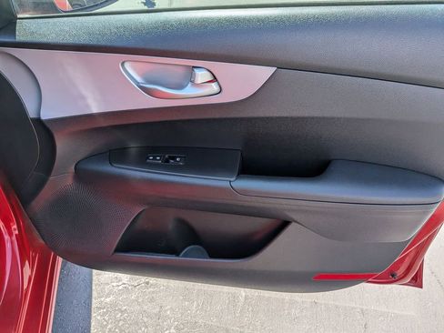 Used 2024 Kia Forte LXS image 32