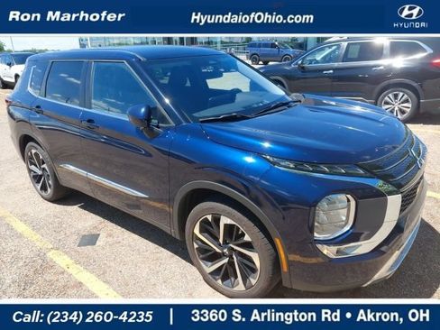 Used 2023 Mitsubishi Outlander SE FWD image 1
