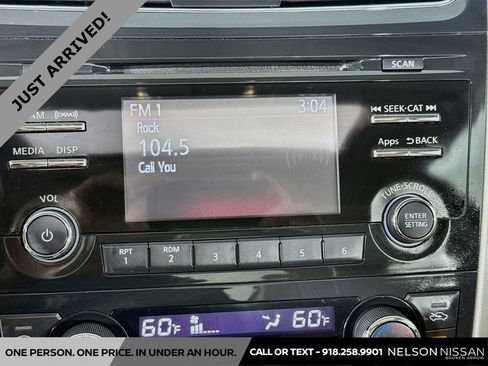 Used 2015 Nissan Altima 2.5 SL w/ Moonroof Package FWD image 14