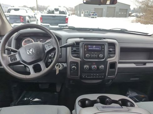 Used 2016 RAM 2500 Tradesman w/ Chrome Appearance Group image 26