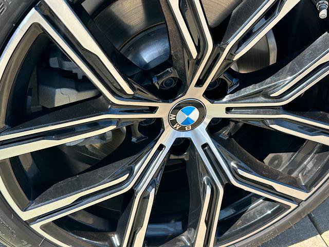 Used 2023 BMW 230i xDrive Coupe AWD/4WD image 33