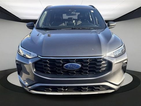 Used 2023 Ford Escape ST-Line image 11