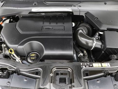 Used 2022 Land Rover Discovery Sport S R-Dynamic image 28