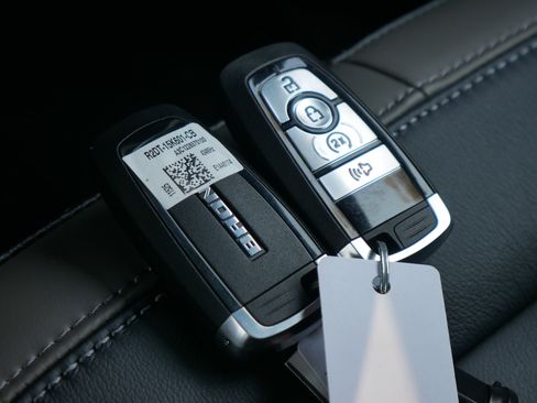 New 2025 Ford Bronco Outer Banks w/ Sasquatch Package image 37