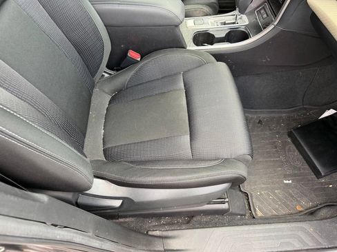 Used 2019 Subaru Ascent Premium AWD/4WD image 15