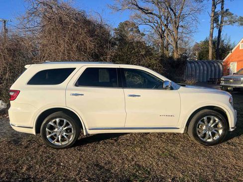 Used 2016 Dodge Durango Citadel w/ Premium Entertainment Group image 12