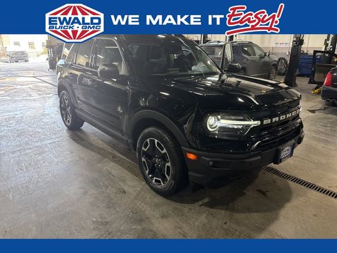 Used 2023 Ford Bronco Sport Outer Banks w/ Tech Package image 1