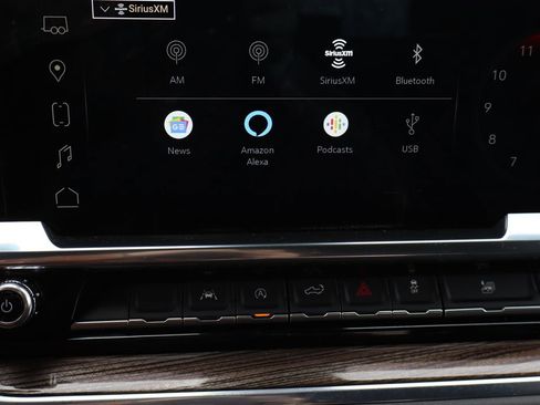 Used 2024 GMC Sierra 1500 Elevation image 18