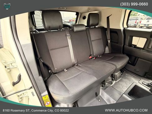 Used 2013 Toyota FJ Cruiser 4WD w/ Upgrade Pkg image 12