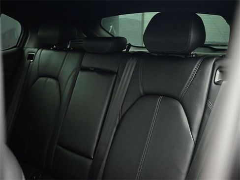 Used 2022 Alfa Romeo Stelvio Ti image 36