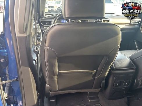 Used 2023 Ford Explorer XLT w/ Equipment Group 202A AWD/4WD image 30