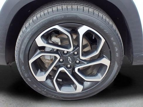 Used 2024 Chevrolet Trax RS w/ Driver Confidence Package image 10