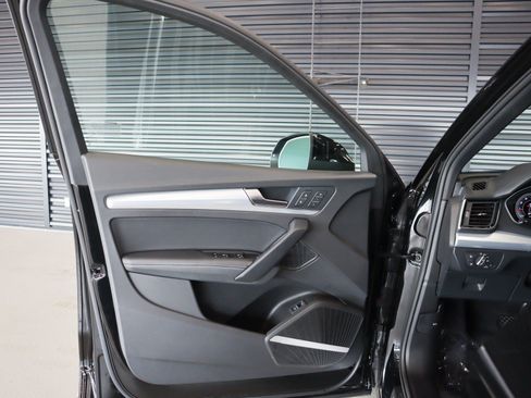 Used 2024 Audi Q5 2.0T Premium Plus AWD/4WD image 27