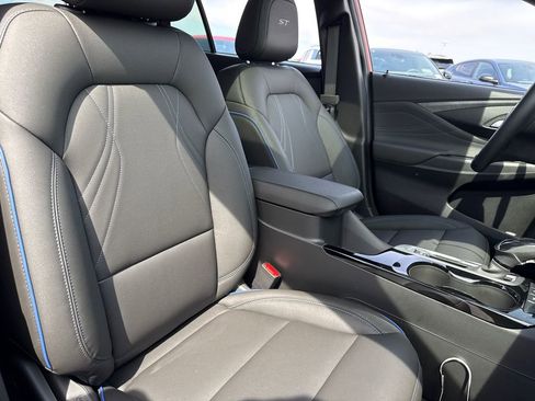 New 2026 Buick Envista Sport Touring w/ Convenience I Package FWD image 38