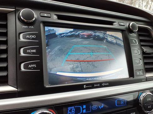 Certified 2018 Toyota Highlander XLE w/ Protection Package #3 AWD/4WD image 20