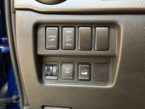 Used 2024 Nissan Titan PRO-4X w/ Pro-4x Convenience Package AWD/4WD image 21