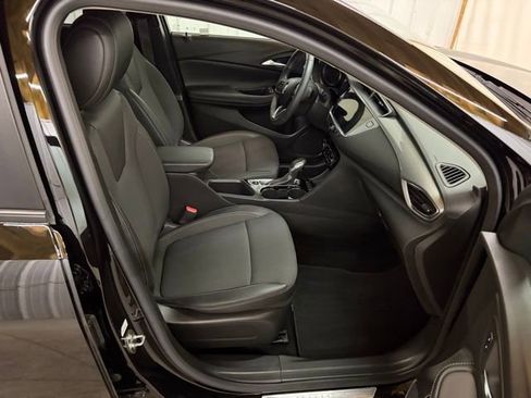 Used 2023 Buick Encore GX Select AWD/4WD image 28