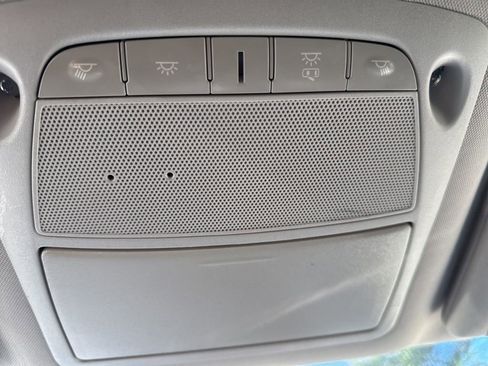 Used 2017 Nissan Murano S w/ Navigation Package image 32