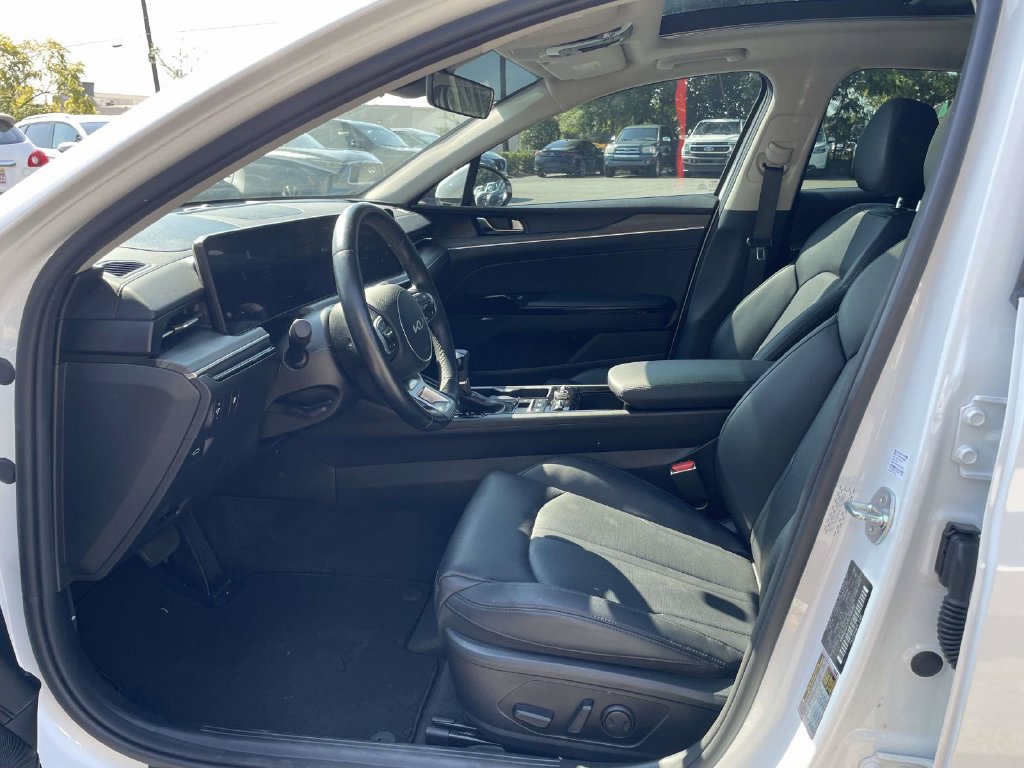 Used 2025 Kia K5 EX FWD image 16