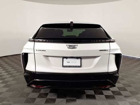 Certified 2024 Cadillac Lyriq Sport w/ LPO, Floor Liner Package AWD/4WD image 5