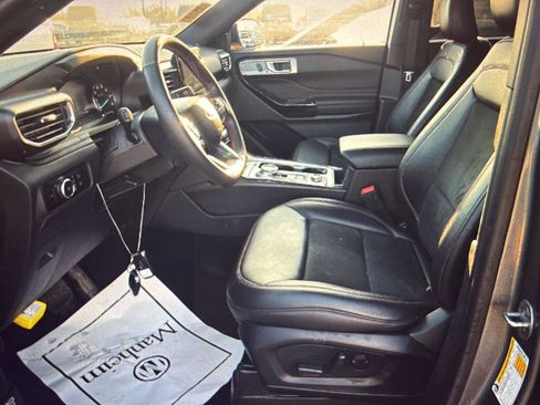 Used 2024 Ford Explorer ST-Line w/ Class IV Trailer Tow Package image 9