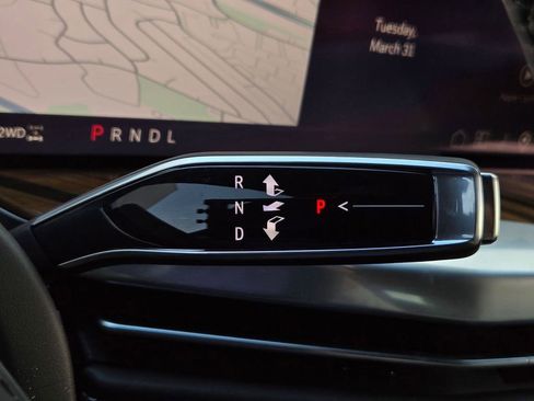 New 2026 Cadillac Escalade ESV Platinum Sport w/ LPO, ONYX Package image 24