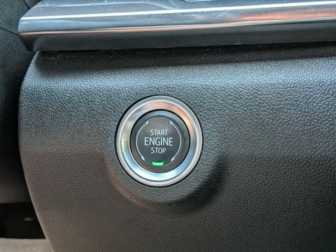 Used 2025 GMC Terrain Elevation FWD image 29