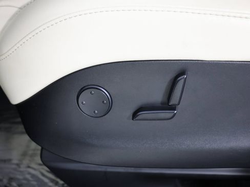 Used 2019 Tesla Model X Performance image 24